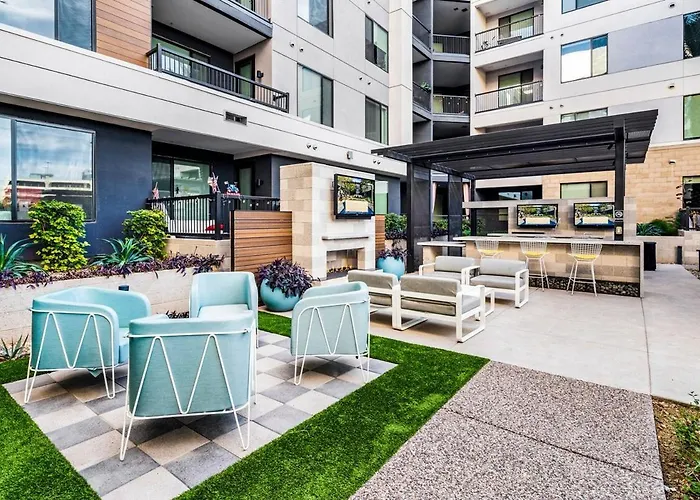 Apartment Escape To Trendy & In Vogue 2 Bedroom Town Tempe