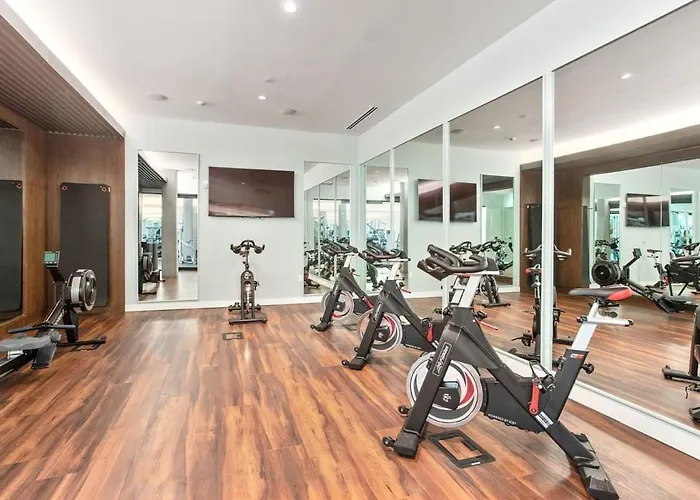 Escape To Trendy & In Vogue 2 Bedroom Town